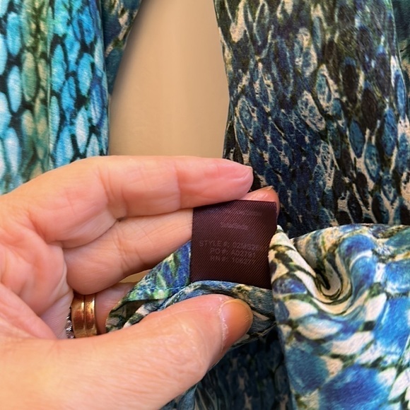 Hale Bob Boho Mixed Blues Snake Print Silk Blouse SzM - Picture 8 of 9